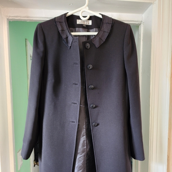 Tahari Arthur S. Levin women's dress coat. - Picture 1 of 8